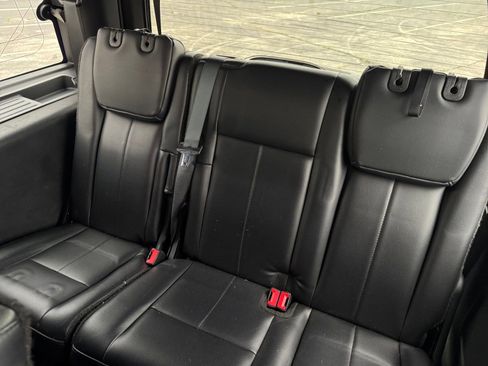 Used 2015 Ford Expedition XLT w/ Equipment Group 202A RWD image 21