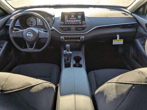 New 2025 Nissan Altima 2.5 S image 18