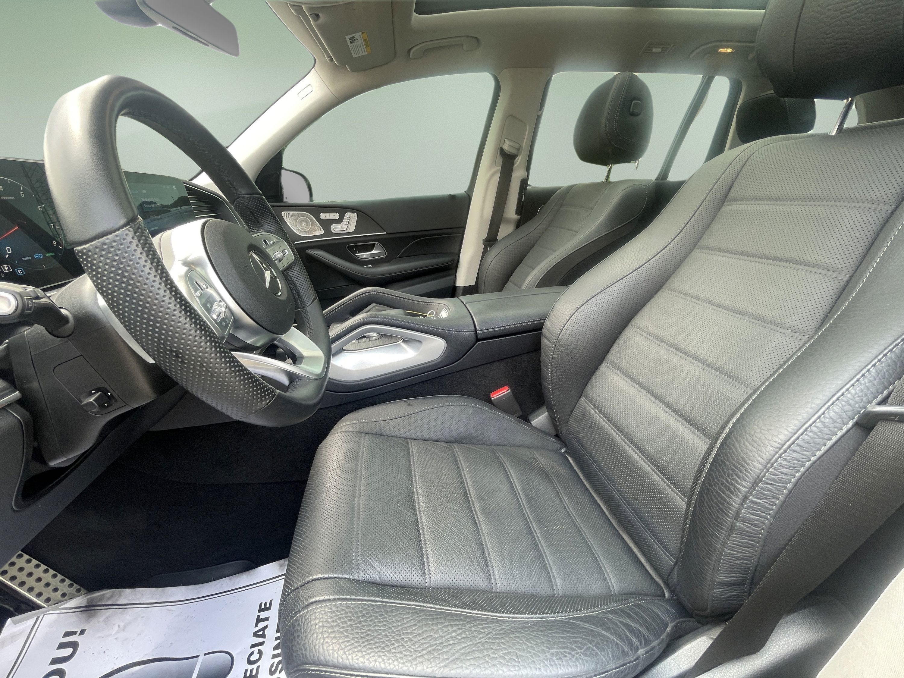 Used 2023 Mercedes-Benz GLS 580 4MATIC image 23
