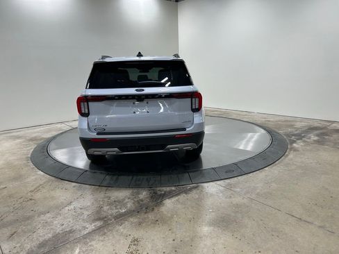 New 2026 Ford Explorer Active w/ Active Comfort Package image 6