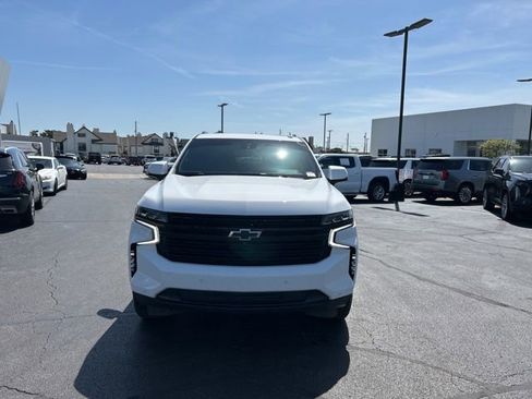 Used 2024 Chevrolet Tahoe RST w/ Luxury Package image 3