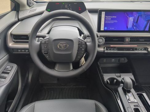 Used 2024 Toyota Prius Limited w/ Limited Premium Package AWD/4WD image 15