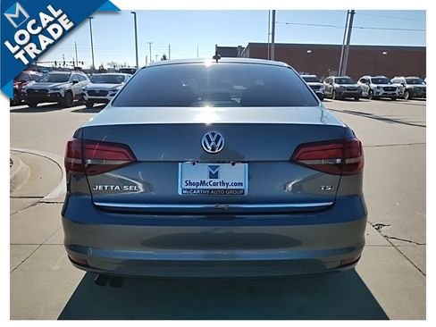 Used 2017 Volkswagen Jetta SEL image 8