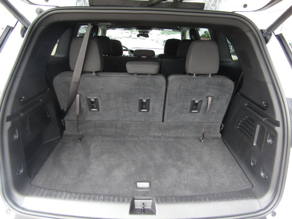 Used 2025 GMC Acadia Elevation AWD/4WD image 38