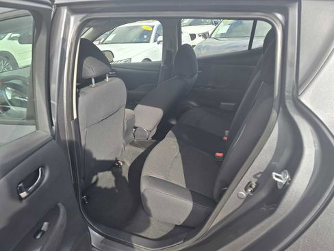 Used 2017 Nissan Leaf S image 33