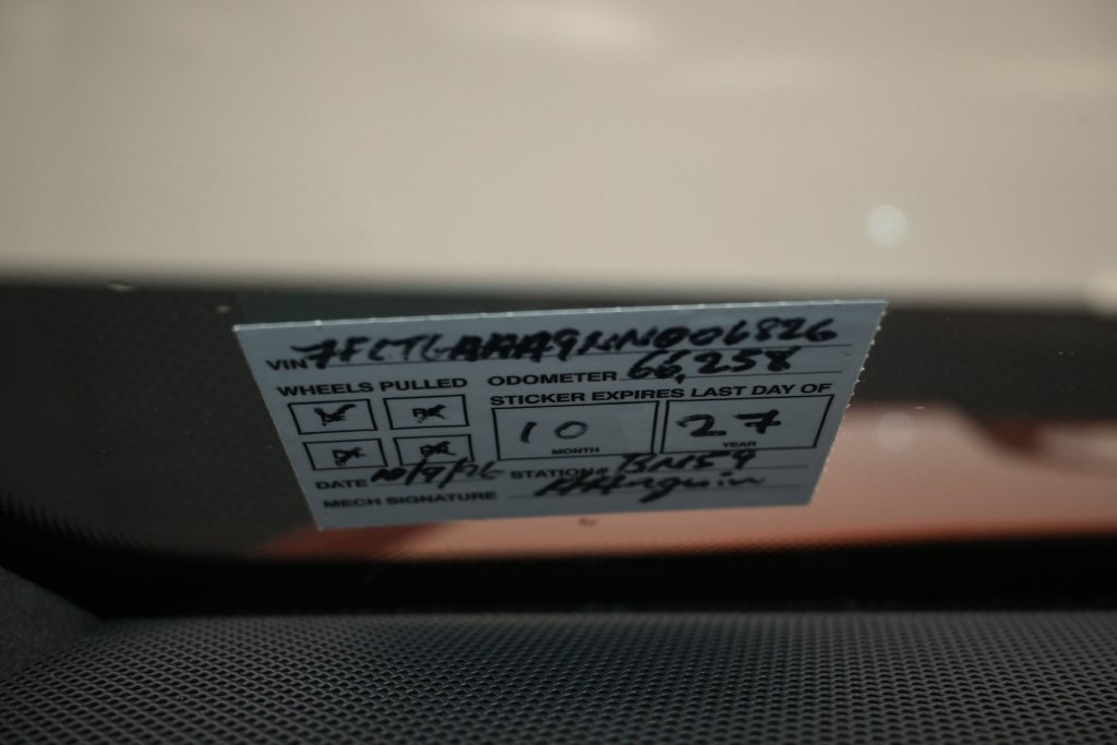 Used 2022 Rivian R1T Adventure AWD/4WD image 9