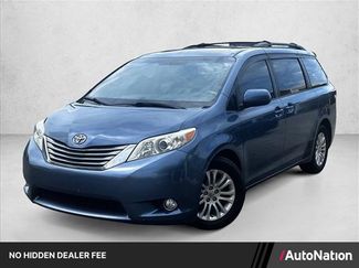 Used 2014 Toyota Sienna XLE FWD video 1