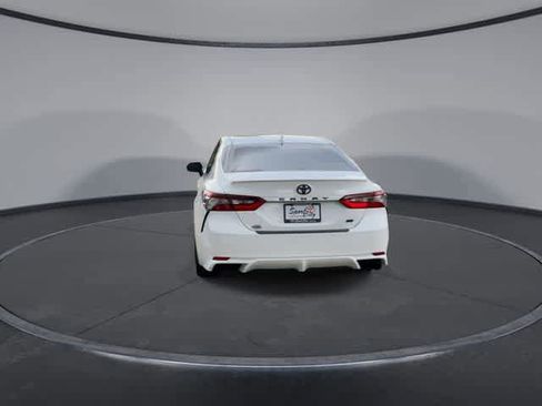 Used 2023 Toyota Camry SE w/ Convenience Package FWD image 7
