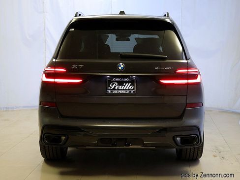 Used 2026 BMW X7 xDrive40i w/ M Sport Package image 7