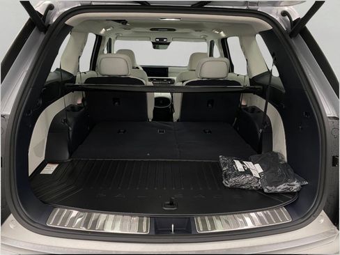 New 2026 Hyundai Palisade Calligraphy image 5