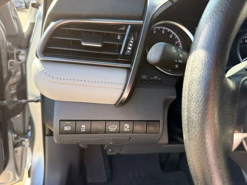 Used 2024 Toyota Camry LE FWD image 28