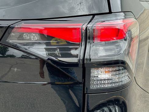 New 2026 Subaru Forester Premium AWD/4WD image 34