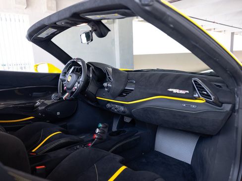 Used 2020 Ferrari 488 Pista Spider RWD image 66