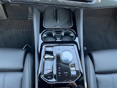 Certified 2025 BMW i5 xDrive40 w/ Premium Package image 11