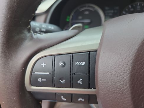 Certified 2020 Lexus RX 450h AWD w/ Premium Package image 33