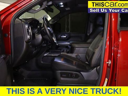 Used 2022 GMC Sierra 2500 AT4 w/ AT4 Preferred Package AWD/4WD image 11