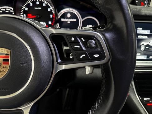 Used 2017 Porsche Panamera 4S image 26