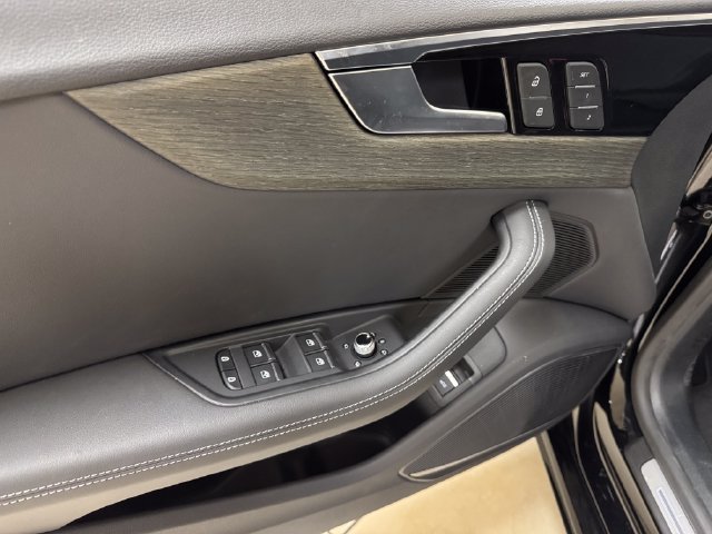 Used 2023 Audi A5 2.0T Premium Plus w/ Premium Plus AWD/4WD image 7