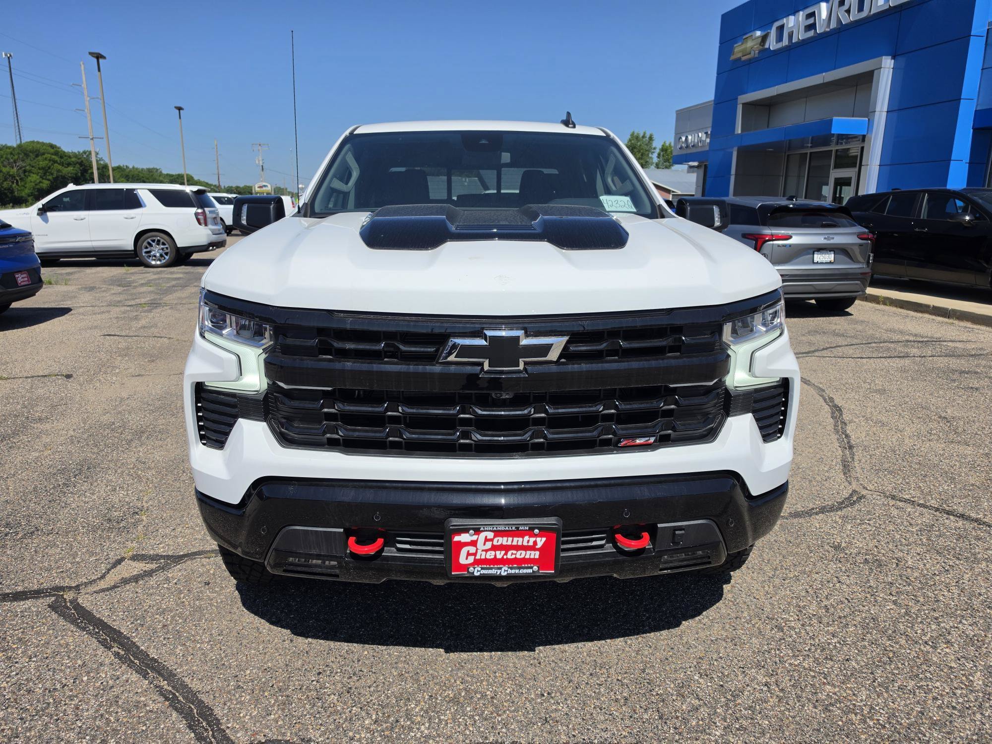 Used 2026 Chevrolet Silverado 1500 LT Trail Boss w/ Safety Package AWD/4WD image 9