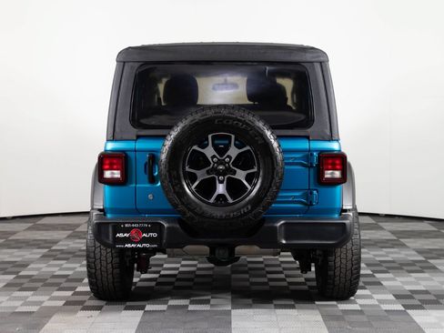 Used 2020 Jeep Wrangler Sport AWD/4WD image 6