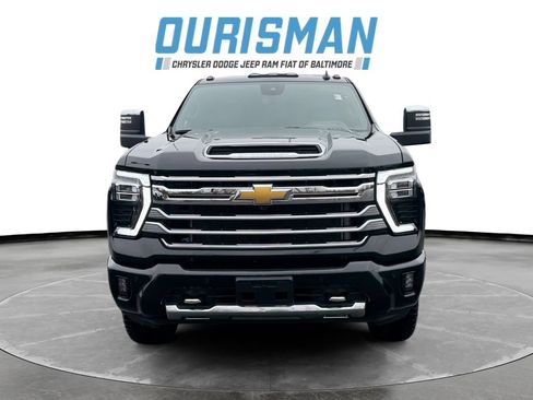 Used 2025 Chevrolet Silverado 2500 High Country w/ High Country Premium Package image 8