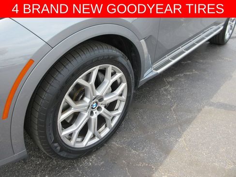 Used 2023 BMW X7 xDrive40i w/ Executive Package AWD/4WD image 3