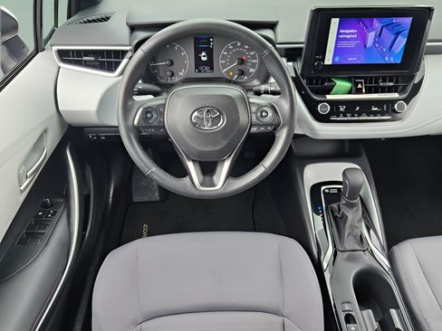 Used 2023 Toyota Corolla SE FWD image 11