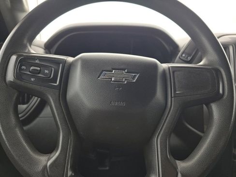 Used 2019 Chevrolet Silverado 1500 Custom Trail Boss AWD/4WD image 27