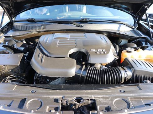 Used 2022 Chrysler 300 S w/ Comfort Group RWD image 53