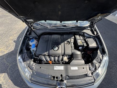 Used 2013 Volkswagen Jetta SE FWD image 15