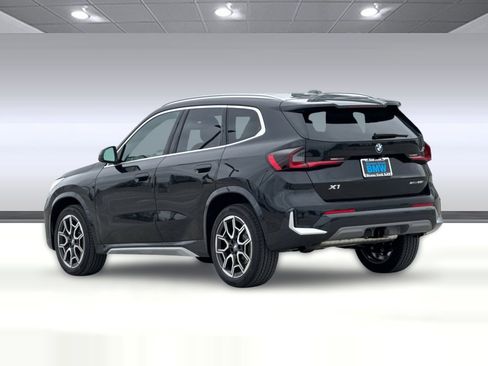 New 2026 BMW X1 xDrive28i w/ Technology Package AWD/4WD image 3