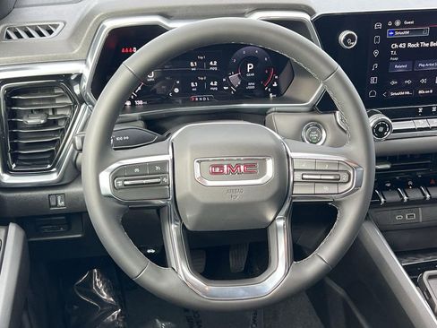 New 2026 GMC Canyon Elevation image 12