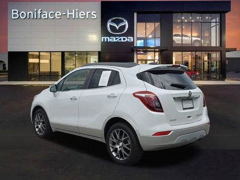 Used 2019 Buick Encore Sport Touring FWD image 3