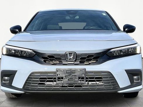 Used 2024 Honda Civic Sport image 2