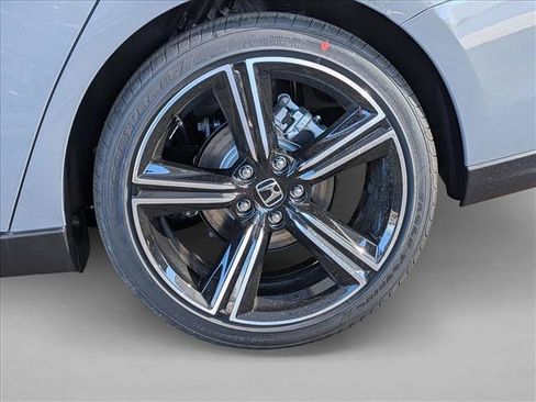 Used 2025 Honda Accord Sport image 10