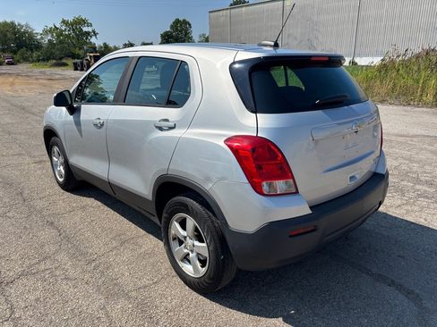 Used 2016 Chevrolet Trax LS AWD/4WD image 5