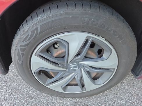 Used 2019 Honda Civic LX image 9
