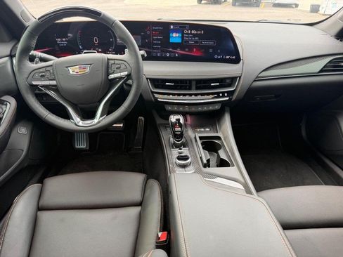 Used 2026 Cadillac CT5 V AWD/4WD image 11