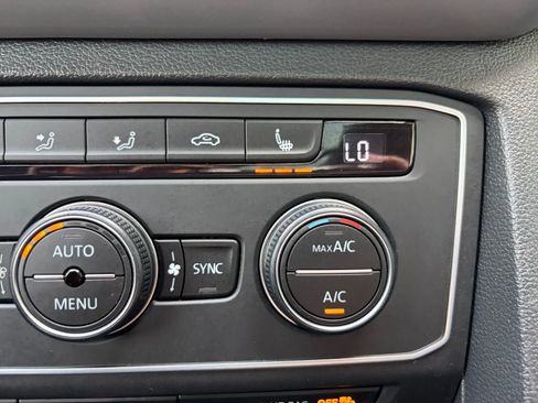 Used 2021 Volkswagen Atlas SE AWD/4WD image 27