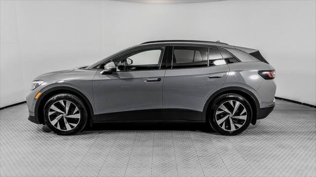 Used 2023 Volkswagen ID.4 2WD image 3