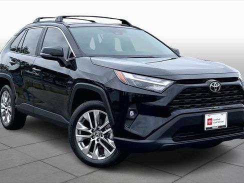 Certified 2025 Toyota RAV4 XLE Premium image 3