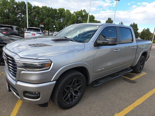 Used 2025 RAM 1500 Laramie w/ Sport Appearance Package AWD/4WD image 5