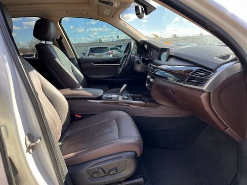 Used 2015 BMW X5 xDrive35i image 12