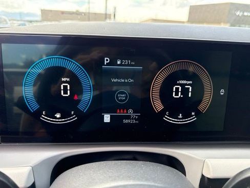 Used 2025 Hyundai Tucson SEL AWD/4WD image 9