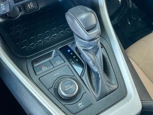 Used 2023 Toyota RAV4 XLE w/ Convenience Package AWD/4WD image 19