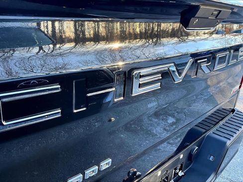 Used 2019 Chevrolet Silverado 1500 RST w/ All-Star Edition image 28