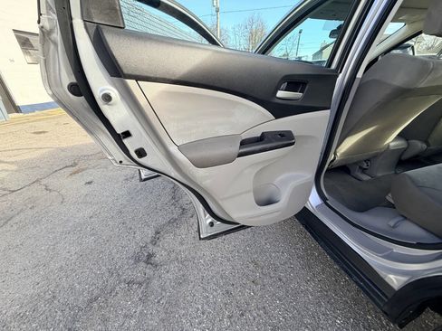Used 2014 Honda CR-V LX image 31