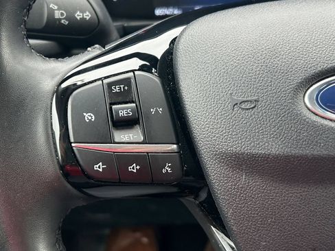 Used 2023 Ford Escape Active AWD/4WD image 27