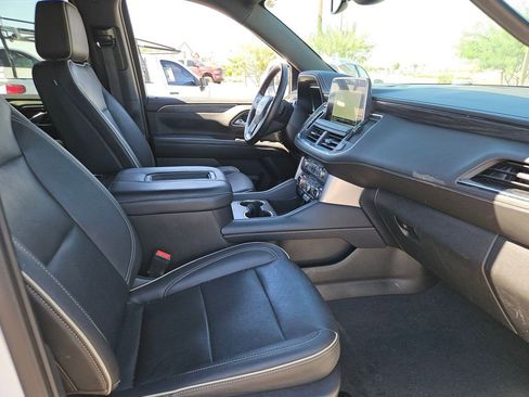 Used 2023 GMC Yukon SLT image 27