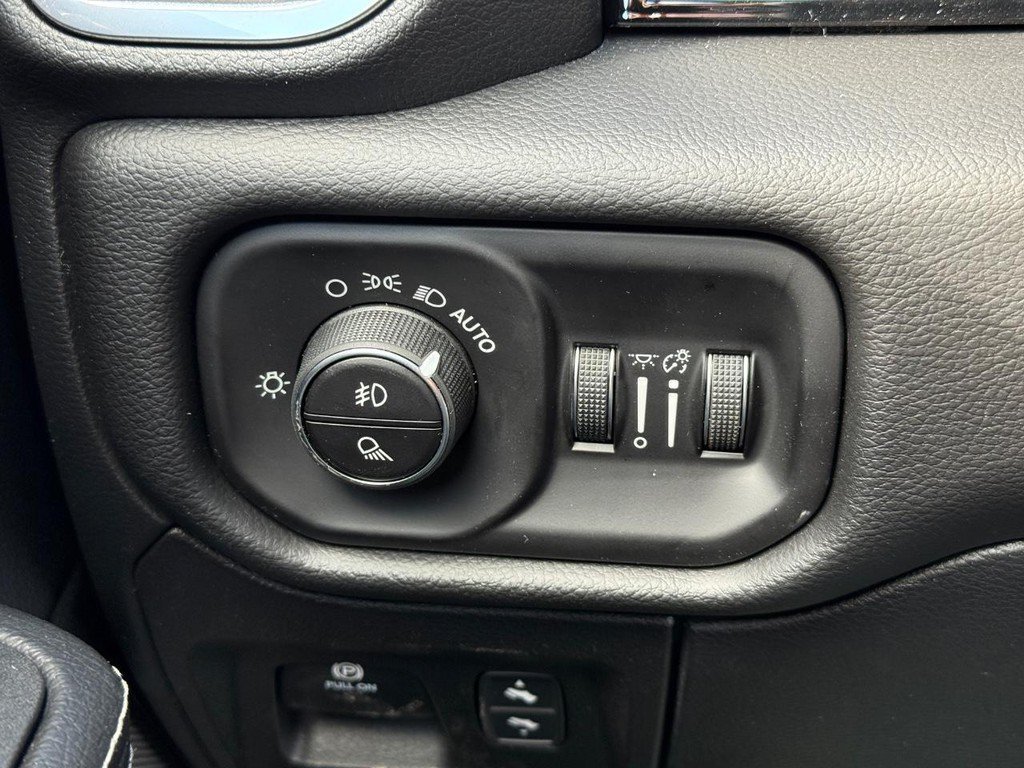 New 2026 RAM 1500 Laramie w/ Night Edition AWD/4WD image 19